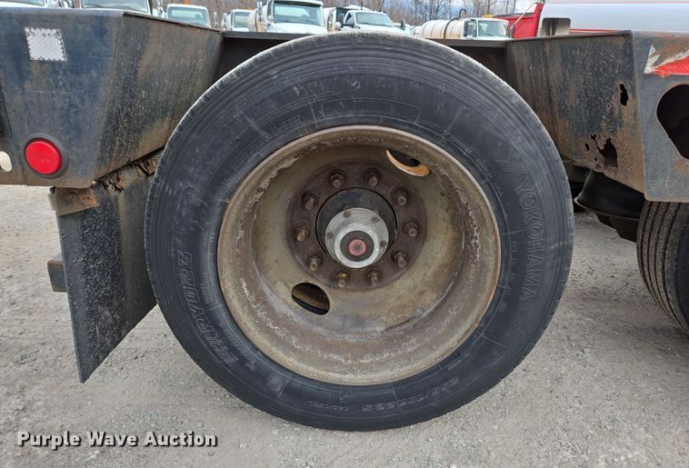 image for item EC4017 2008 X-L Specialized lowboy equipment trailer