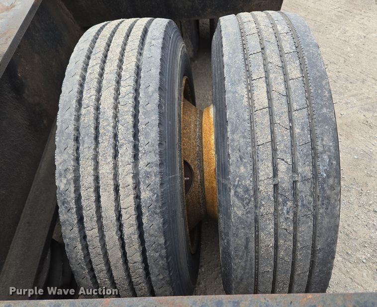 image for item EC4017 2008 X-L Specialized lowboy equipment trailer