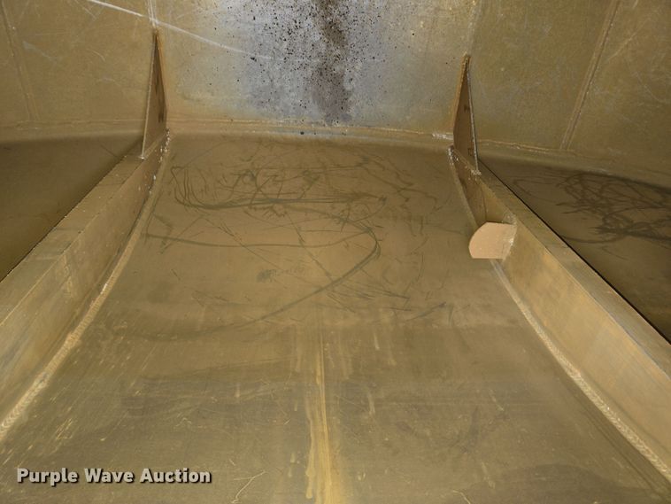 image for item EC4018 2003 Ford F750 Super Duty XLT water truck