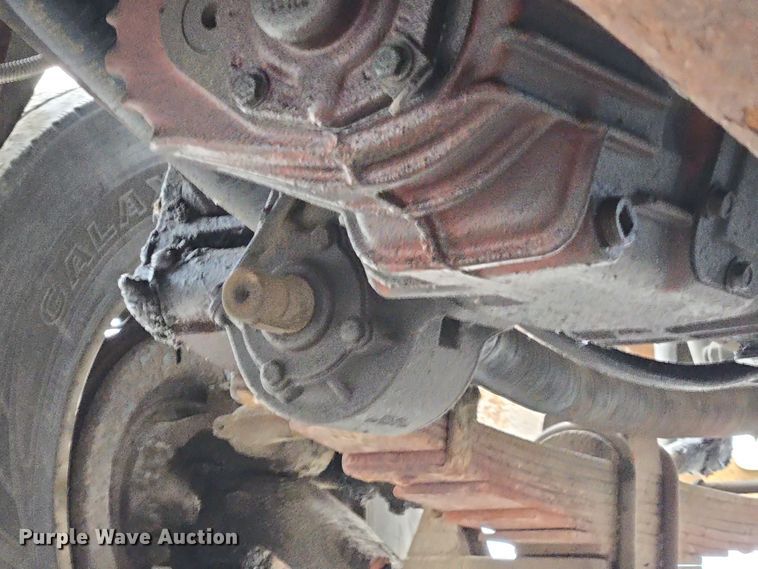 image for item EC4018 2003 Ford F750 Super Duty XLT water truck