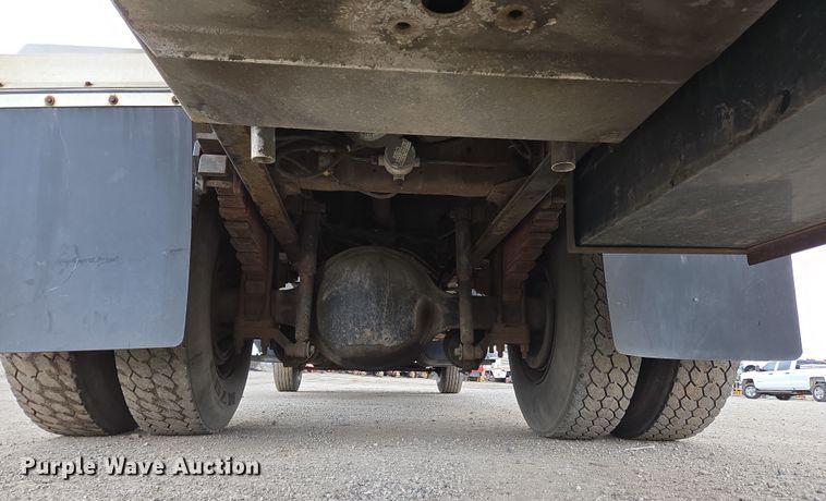 image for item EC4018 2003 Ford F750 Super Duty XLT water truck