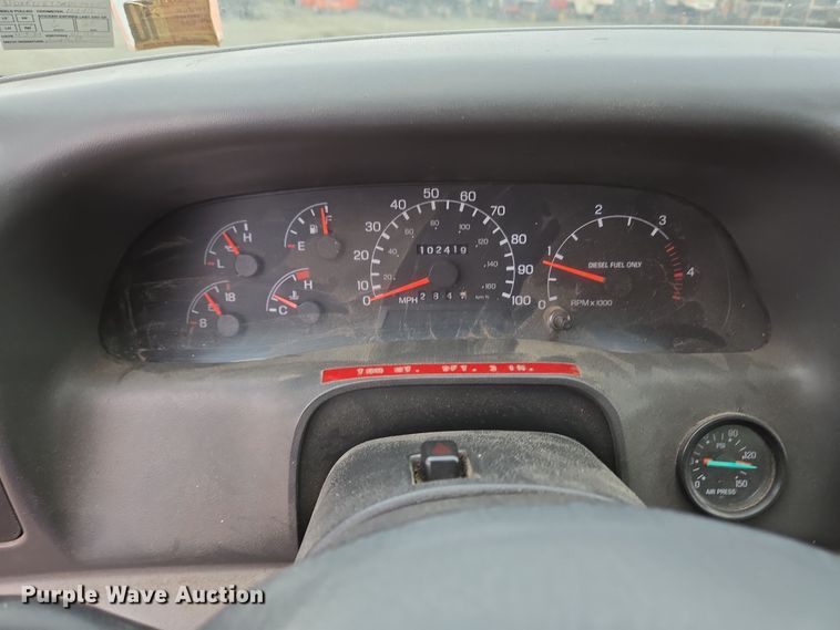 image for item EC4018 2003 Ford F750 Super Duty XLT water truck