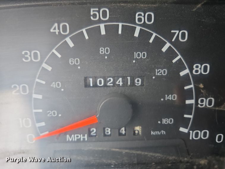 image for item EC4018 2003 Ford F750 Super Duty XLT water truck