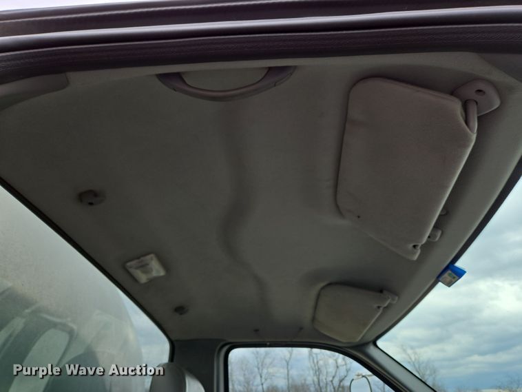 image for item EC4018 2003 Ford F750 Super Duty XLT water truck