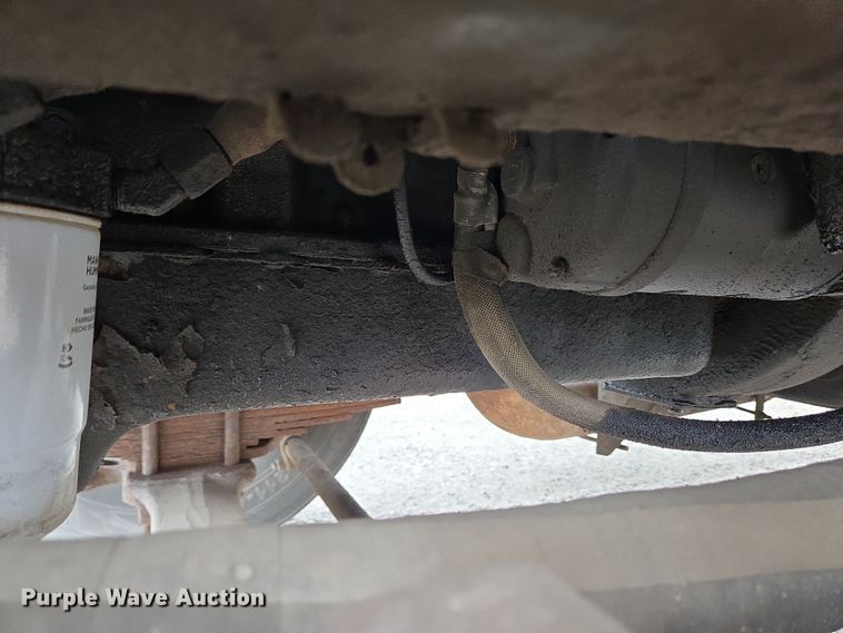 image for item EC4018 2003 Ford F750 Super Duty XLT water truck