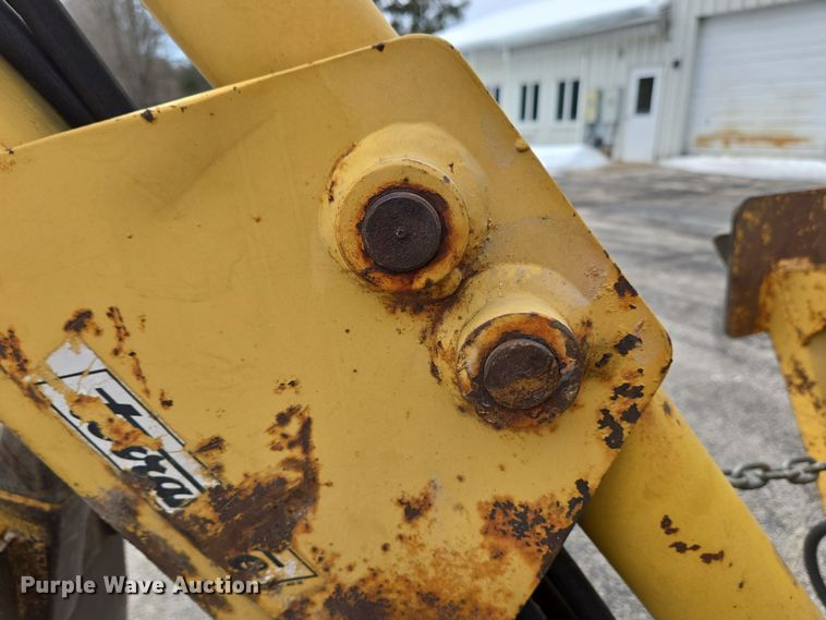 image for item EC4019 1990 Terramite T5C backhoe