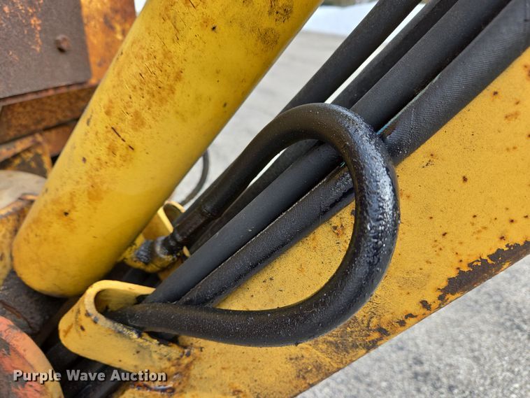 image for item EC4019 1990 Terramite T5C backhoe