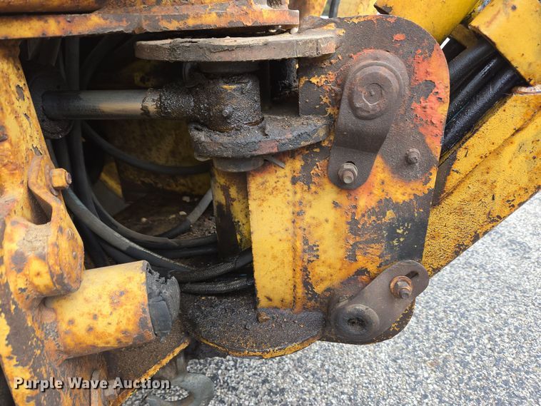 image for item EC4019 1990 Terramite T5C backhoe