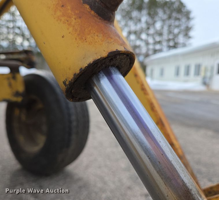 image for item EC4019 1990 Terramite T5C backhoe