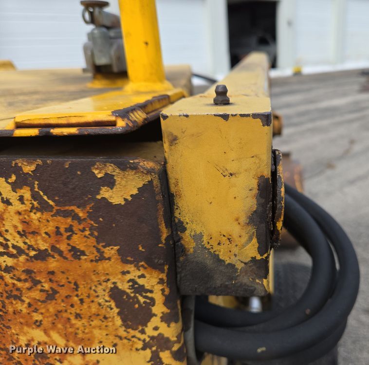 image for item EC4019 1990 Terramite T5C backhoe