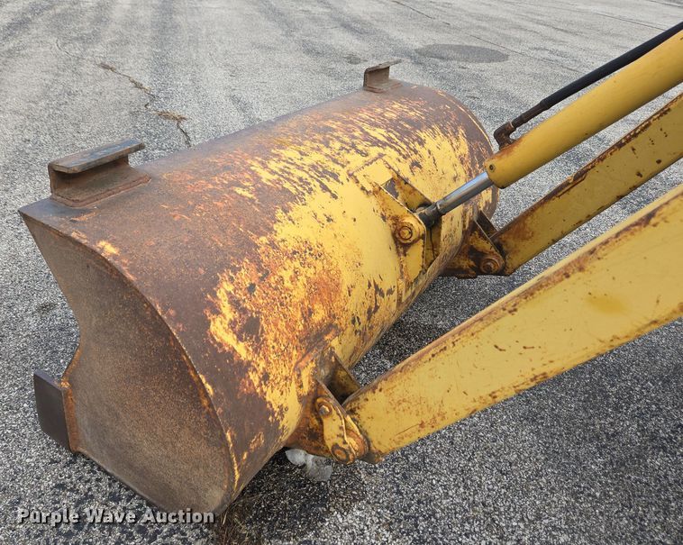 image for item EC4019 1990 Terramite T5C backhoe