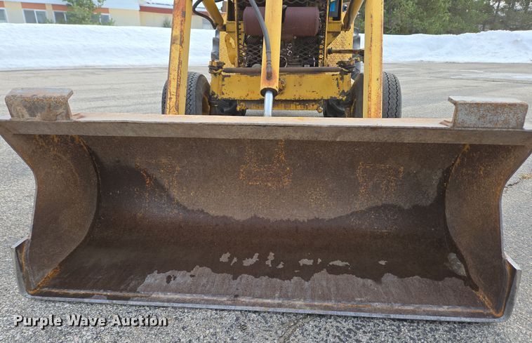 image for item EC4019 1990 Terramite T5C backhoe