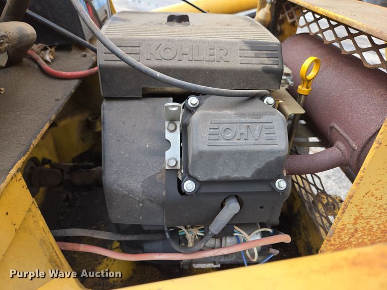 image for item EC4019 1990 Terramite T5C backhoe