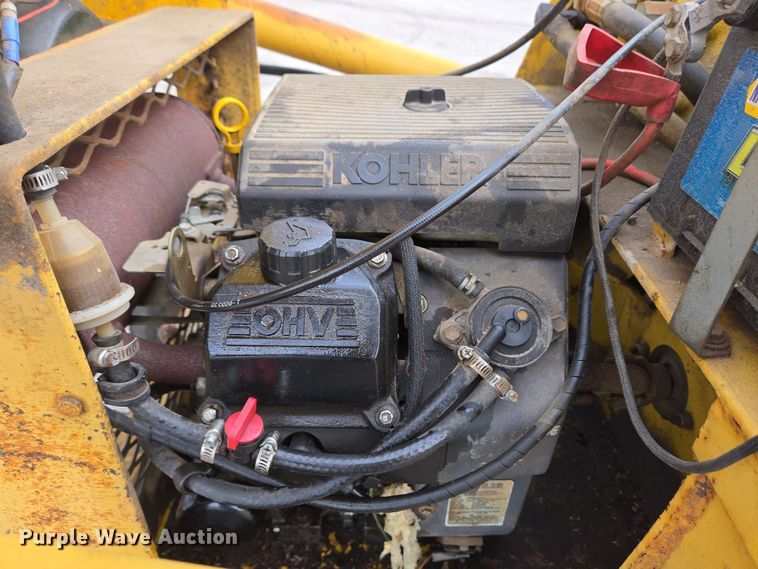 image for item EC4019 1990 Terramite T5C backhoe