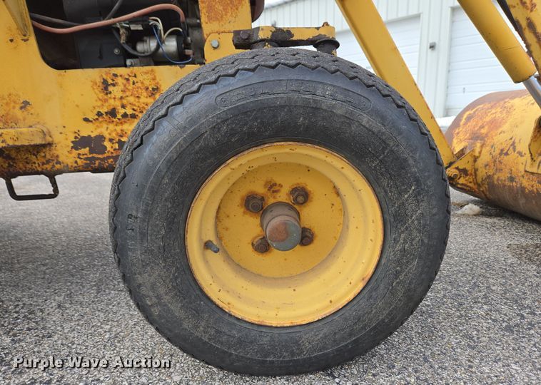 image for item EC4019 1990 Terramite T5C backhoe