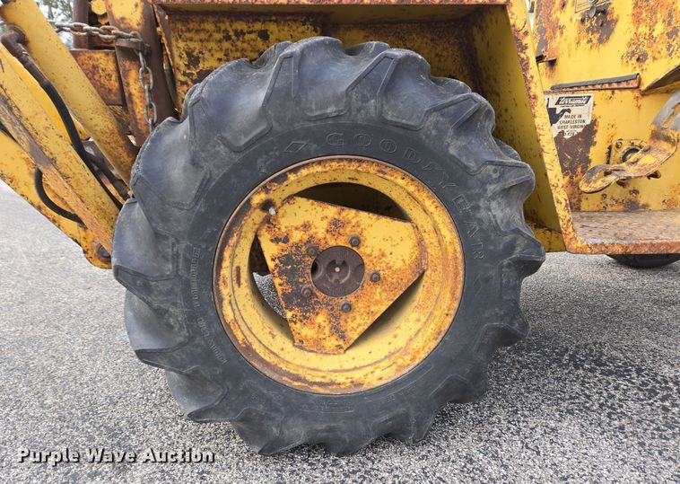 image for item EC4019 1990 Terramite T5C backhoe