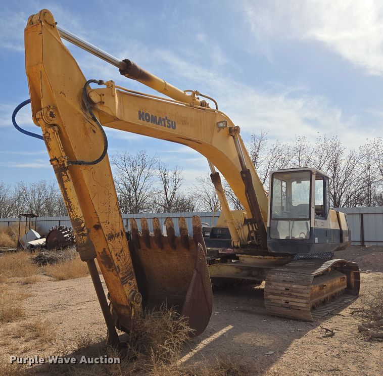 image for item ED2476 1990 Komatsu PC300LC-5L excavator