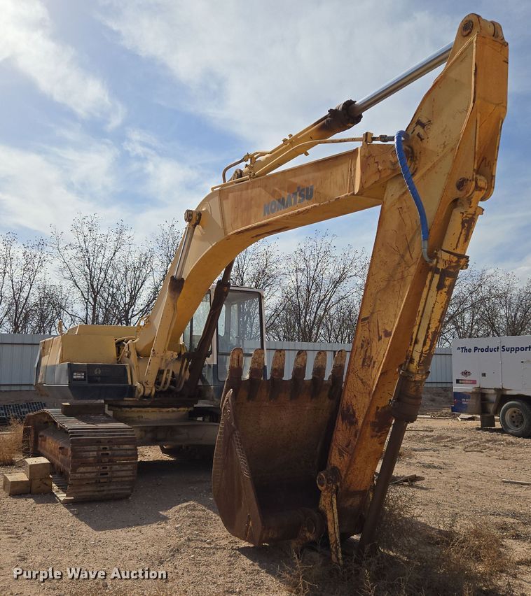 image for item ED2476 1990 Komatsu PC300LC-5L excavator