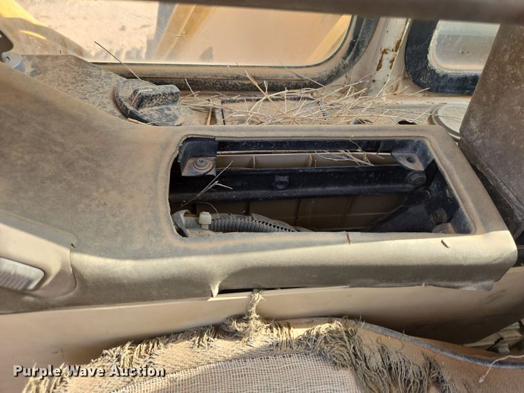 image for item ED2476 1990 Komatsu PC300LC-5L excavator