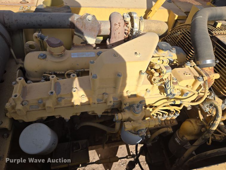 image for item ED2476 1990 Komatsu PC300LC-5L excavator