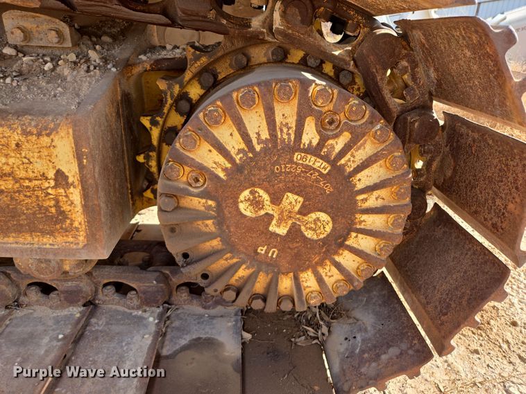 image for item ED2476 1990 Komatsu PC300LC-5L excavator