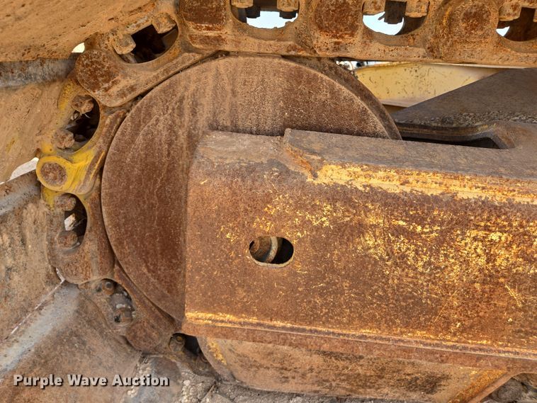 image for item ED2476 1990 Komatsu PC300LC-5L excavator