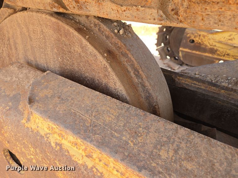 image for item ED2476 1990 Komatsu PC300LC-5L excavator