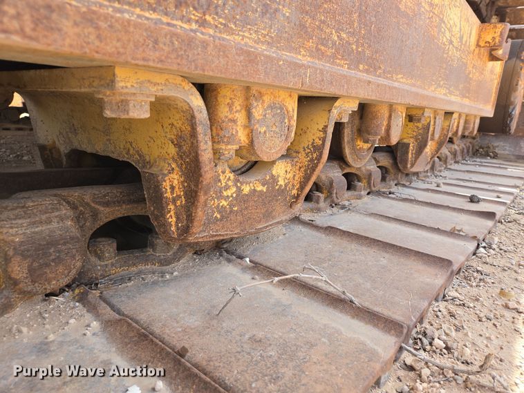 image for item ED2476 1990 Komatsu PC300LC-5L excavator