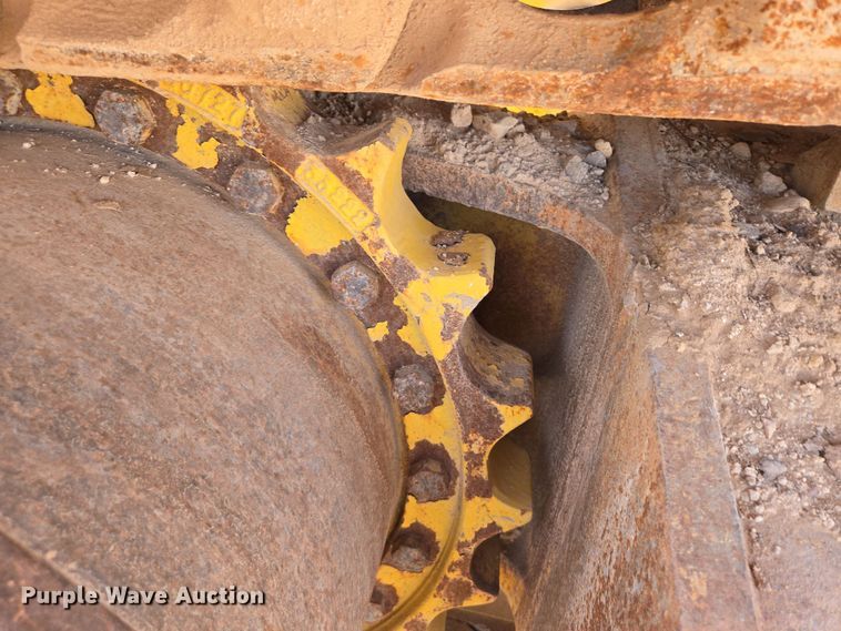 image for item ED2476 1990 Komatsu PC300LC-5L excavator