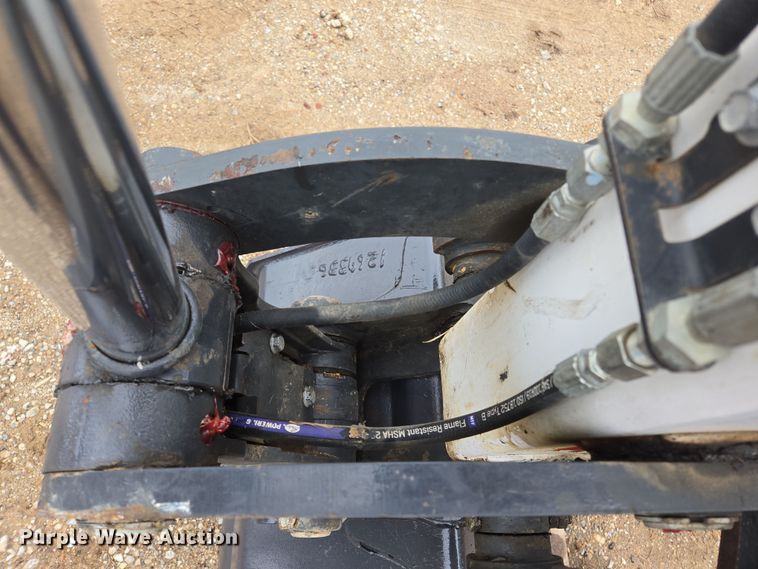 image for item ED2483 2021 Bobcat E60 R2- Series mini excavator