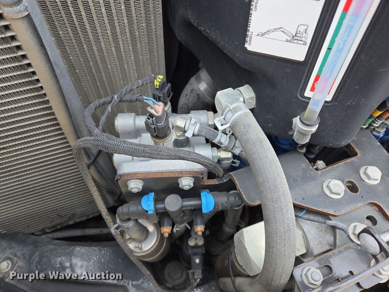 image for item ED2483 2021 Bobcat E60 R2- Series mini excavator