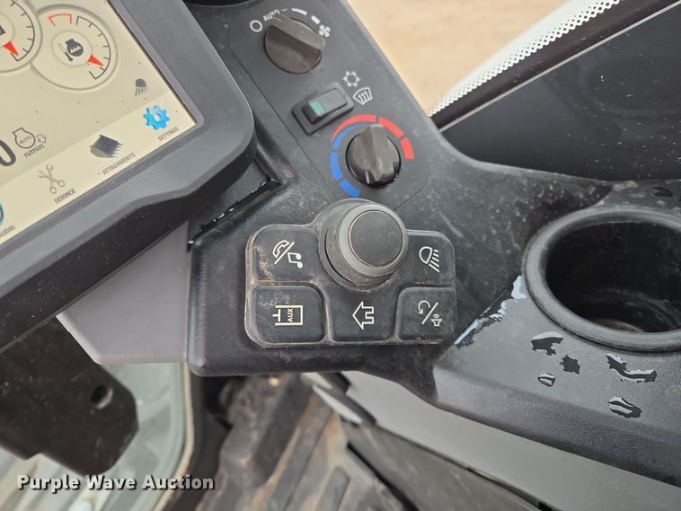 image for item ED2483 2021 Bobcat E60 R2- Series mini excavator