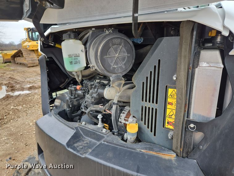 image for item ED2483 2021 Bobcat E60 R2- Series mini excavator