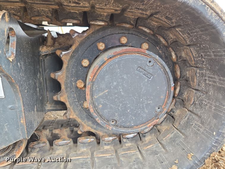 image for item ED2483 2021 Bobcat E60 R2- Series mini excavator