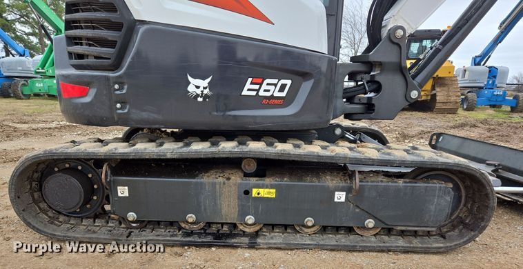 image for item ED2483 2021 Bobcat E60 R2- Series mini excavator