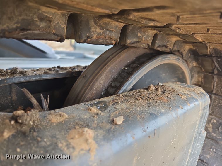 image for item ED2483 2021 Bobcat E60 R2- Series mini excavator