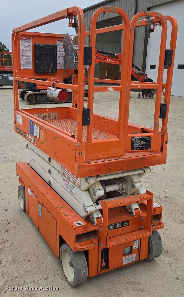 image for item ED2485 2019 Snorkel S3219E scissor lift