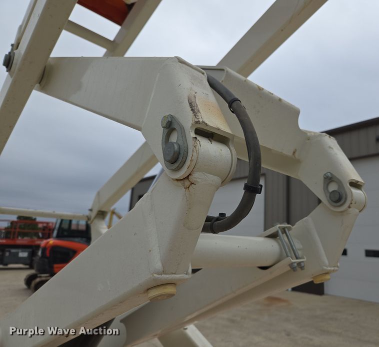 image for item ED2485 2019 Snorkel S3219E scissor lift