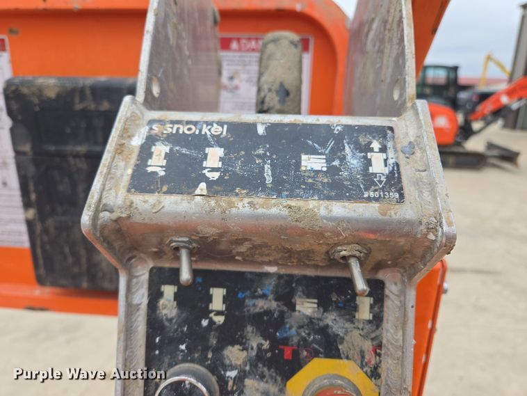 image for item ED2485 2019 Snorkel S3219E scissor lift