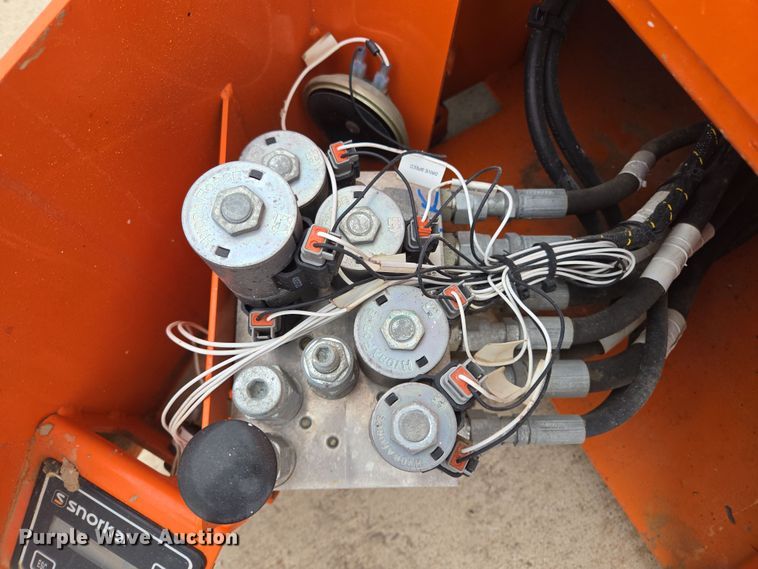 image for item ED2485 2019 Snorkel S3219E scissor lift