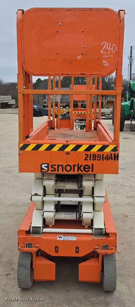 image for item ED2486 2019 Snorkel S3226E scissor lift