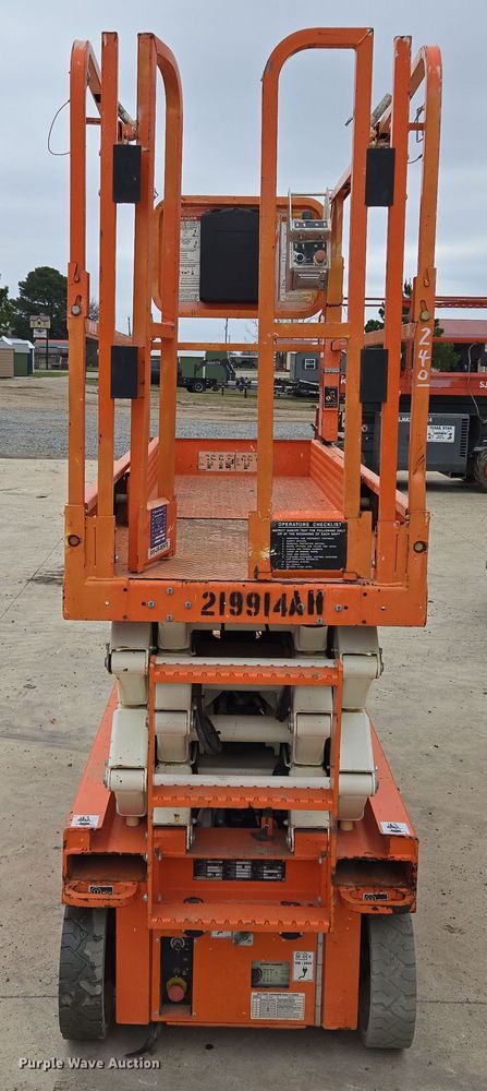 image for item ED2486 2019 Snorkel S3226E scissor lift