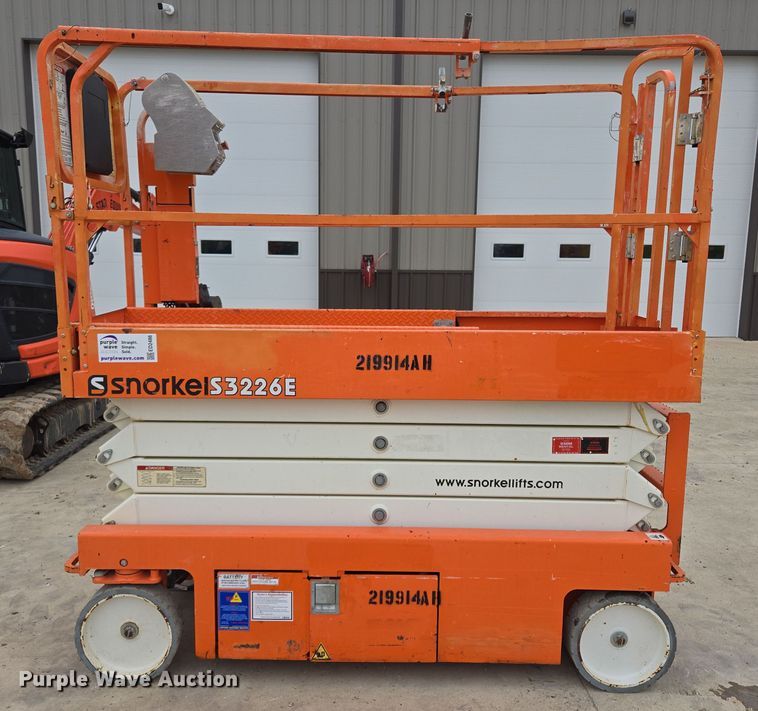 image for item ED2486 2019 Snorkel S3226E scissor lift