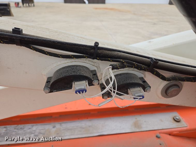 image for item ED2486 2019 Snorkel S3226E scissor lift