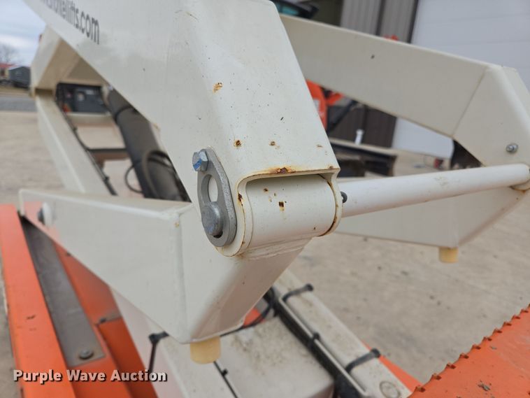 image for item ED2486 2019 Snorkel S3226E scissor lift