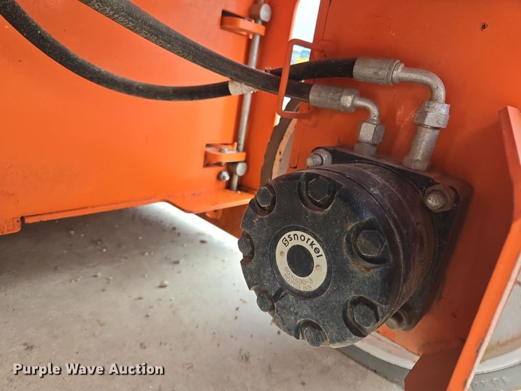 image for item ED2486 2019 Snorkel S3226E scissor lift