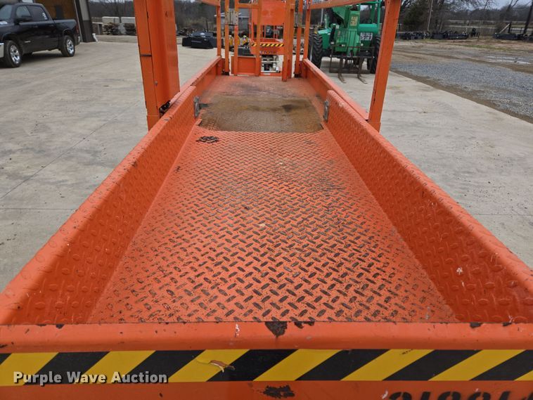 image for item ED2486 2019 Snorkel S3226E scissor lift