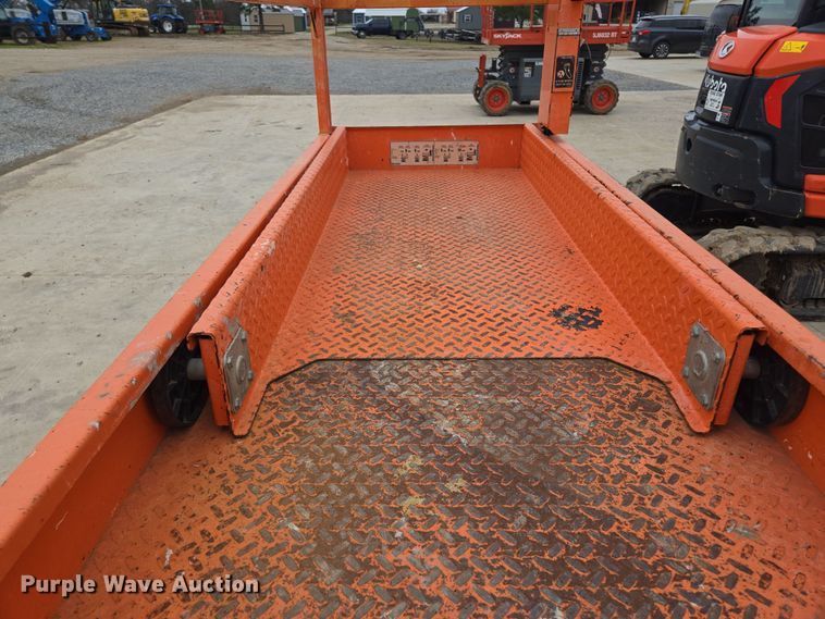 image for item ED2486 2019 Snorkel S3226E scissor lift