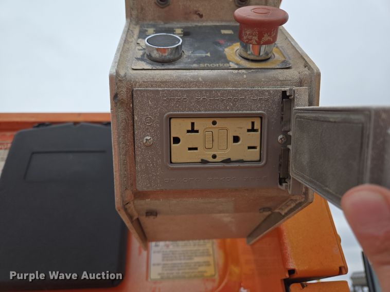 image for item ED2486 2019 Snorkel S3226E scissor lift