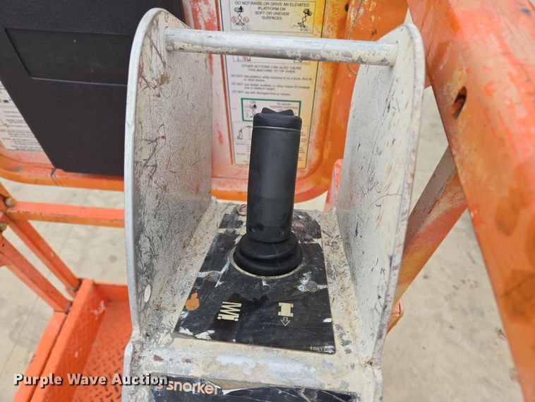 image for item ED2486 2019 Snorkel S3226E scissor lift